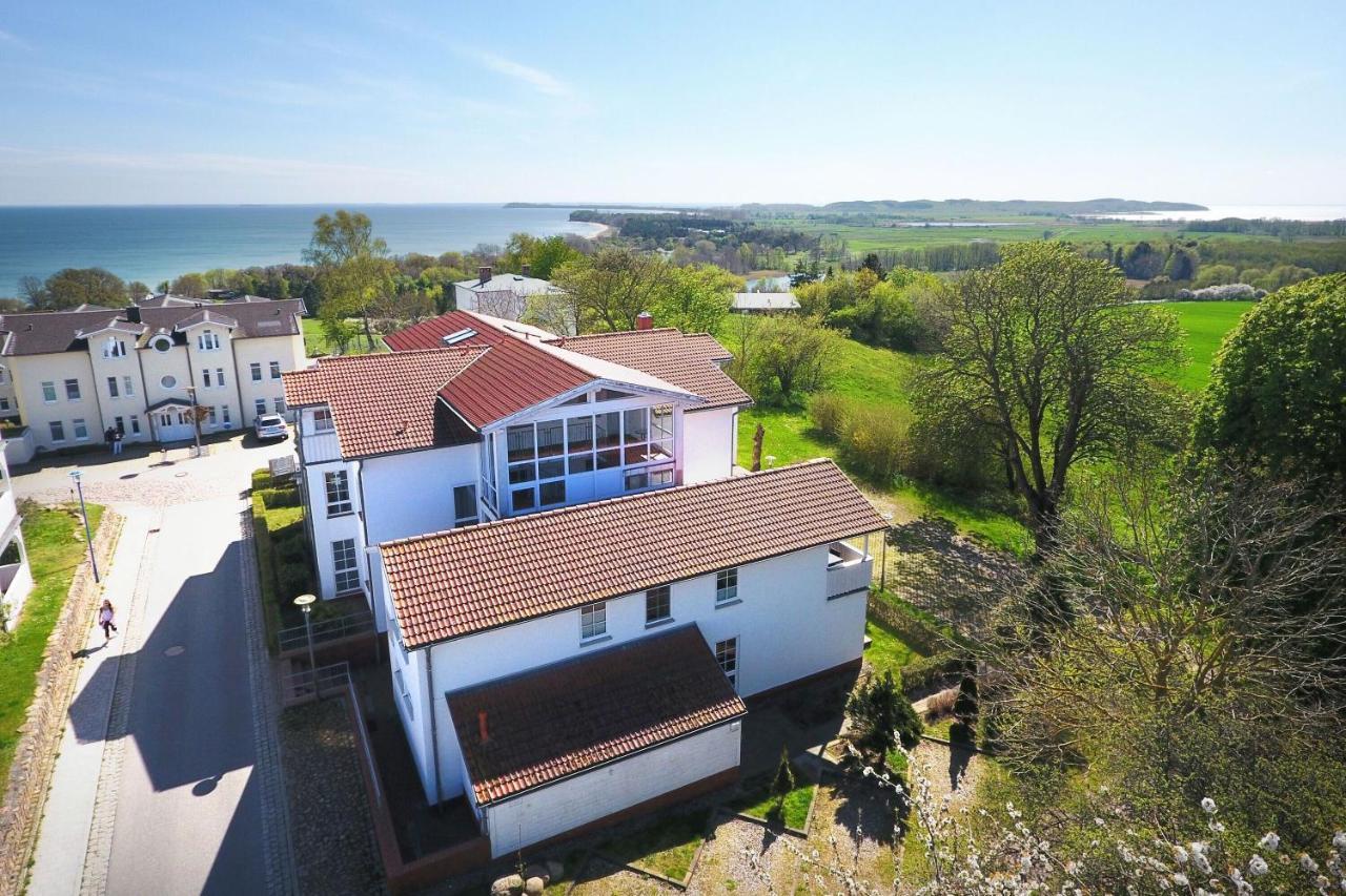 Fewo Mit Terrasse, Gratis Nutzung Vom Ahoi Erlebnisbad Und Sauna In Sellin - Haus Blick Zur See Fewo 13 Goehren  Dış mekan fotoğraf